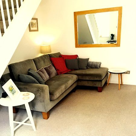 The Little House Villa Yeovil Buitenkant foto